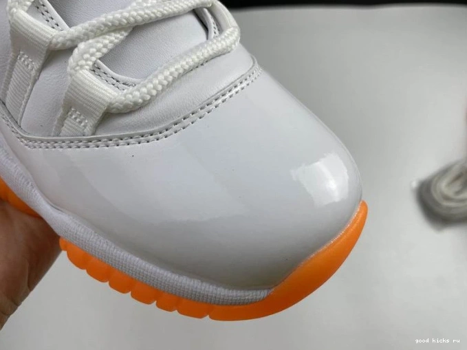 AH7860-139 LOW CITRUS AIR BRIGHT JORDAN 11 RETRO 0713